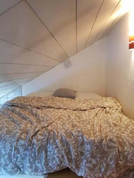 Petit Studio La Madeleine Нант Экстерьер фото